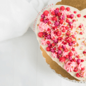 How to make a heart shaped cake for Valentines day